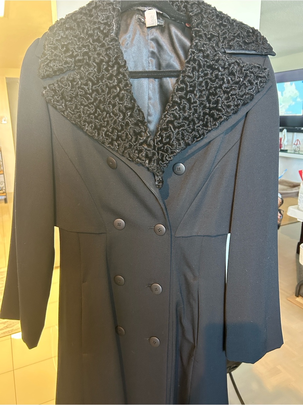 Hilary Radley trench/overcoat. DB with faux fur collar. Lots of special detail